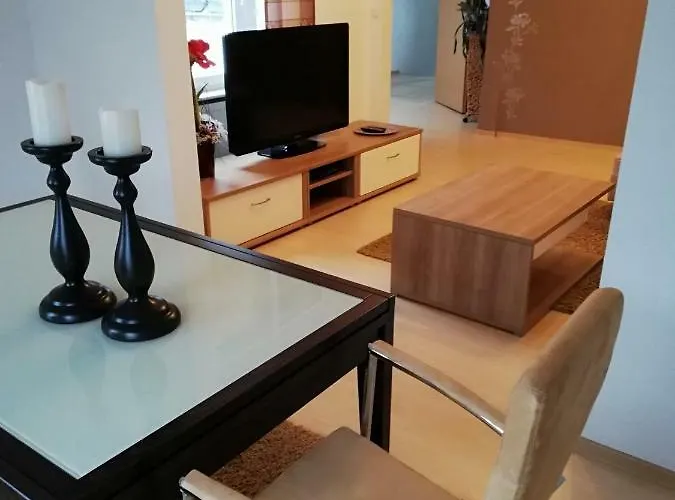 Am Toepferplatz * Höhr-Grenzhausen